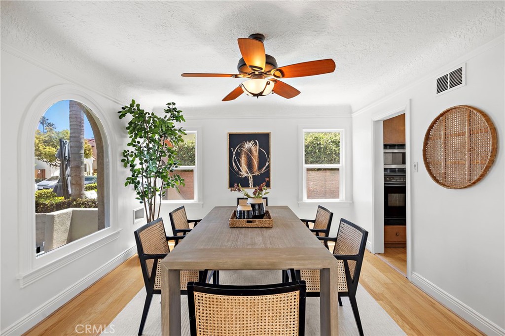 169 Roycroft Property Photo 4
