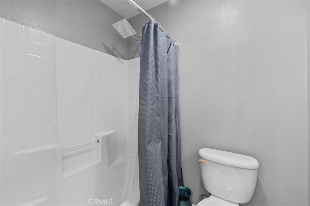 12 Globe Lane Property Photo 32