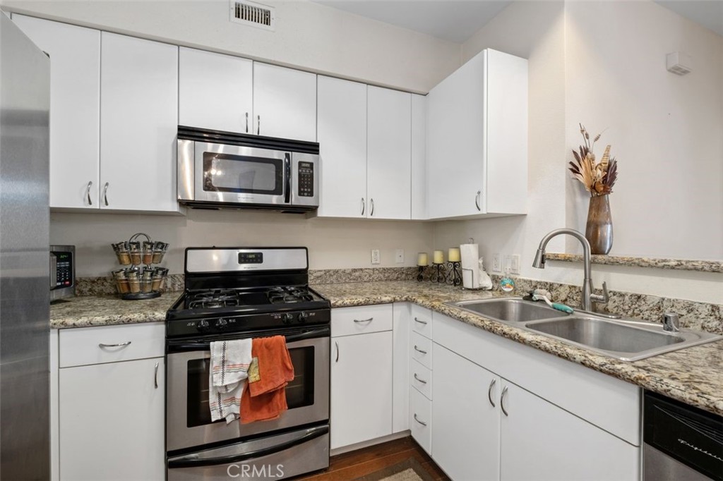 1801 E Katella 4030 Property Photo 4