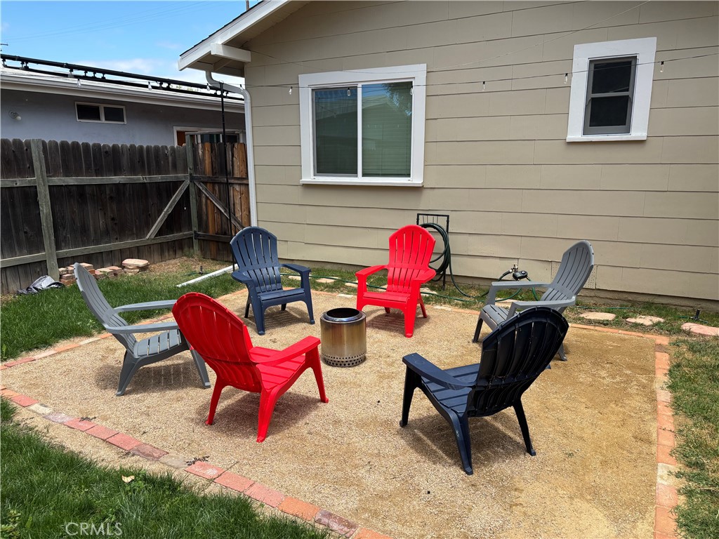 1058 E Almond Property Photo 23