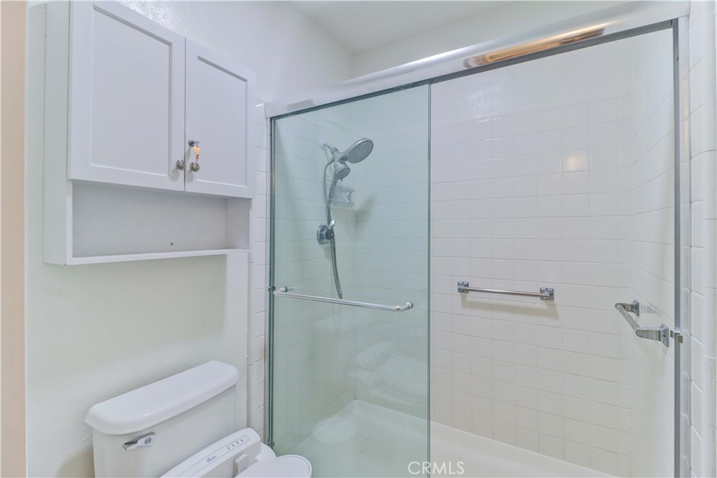 21752 Northwood Lane Property Photo 12