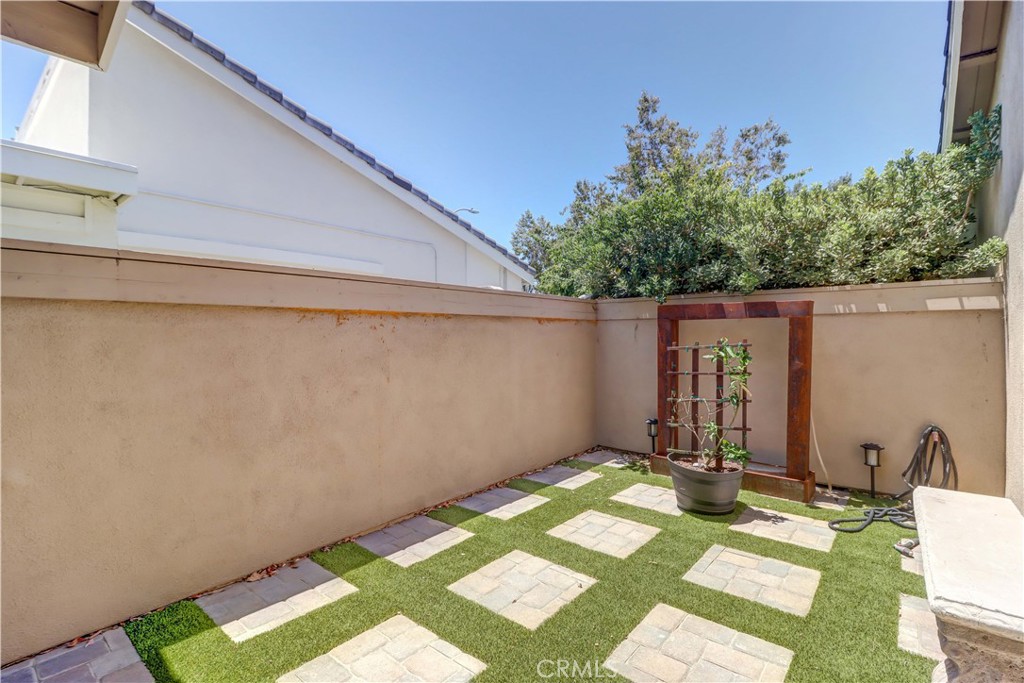 21752 Northwood Lane Property Photo 25