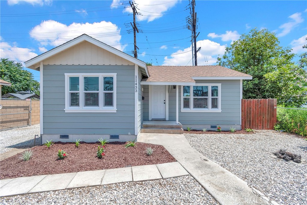 11433 Stewart Street Property Photo 17