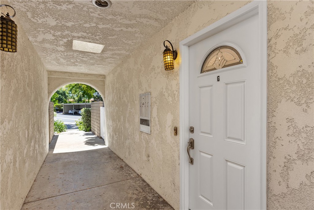 2243 Via Puerta # G Property Photo 2