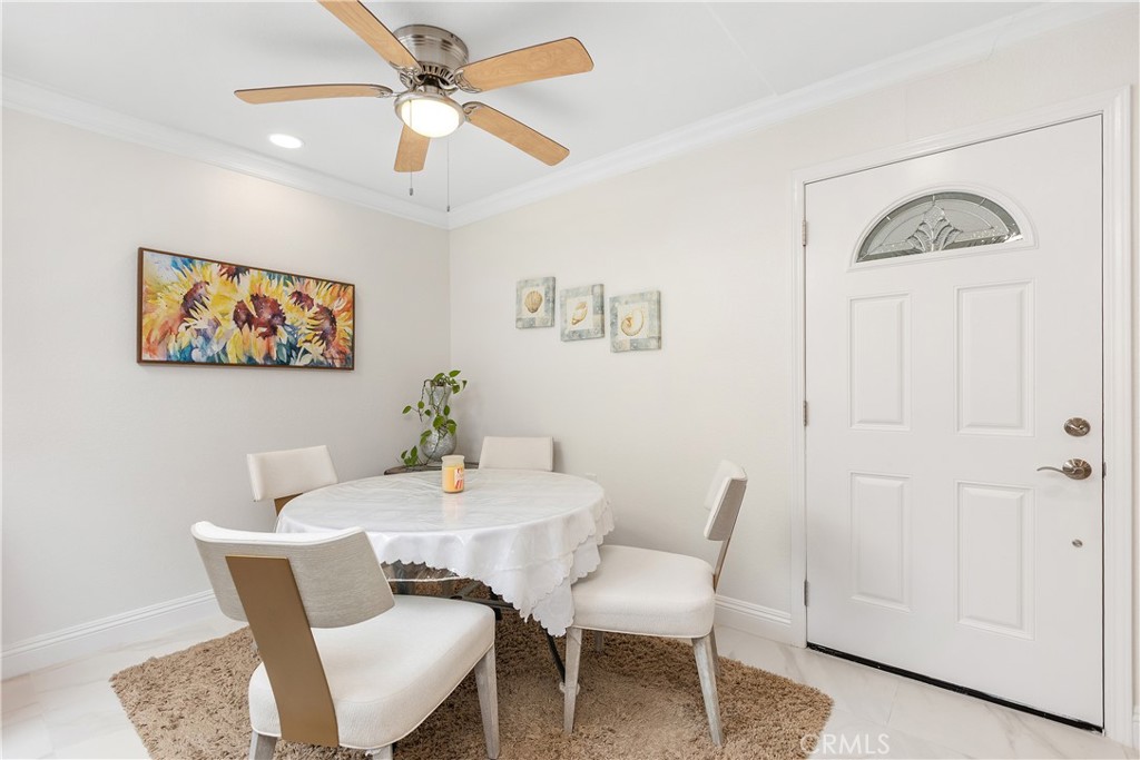 2243 Via Puerta # G Property Photo 9