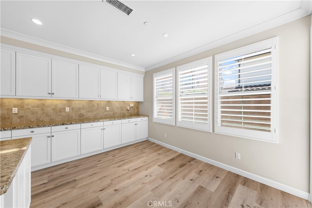 77 Rembrandt Property Photo 16