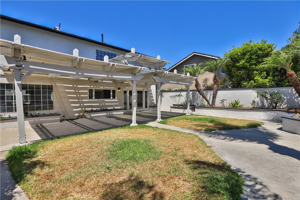 10946 El Chino Property Photo 29
