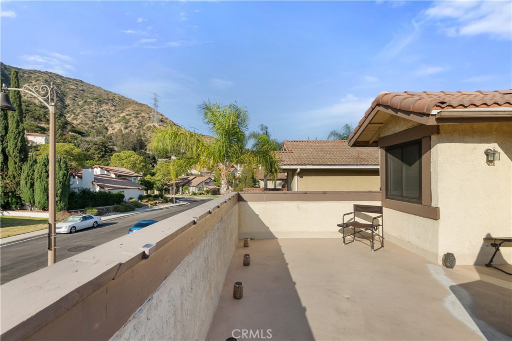 2622 Starcrest Drive Property Photo 2