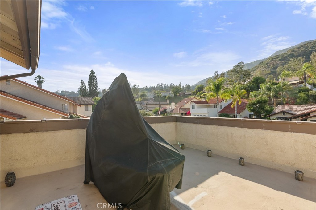 2622 Starcrest Drive Property Photo 3