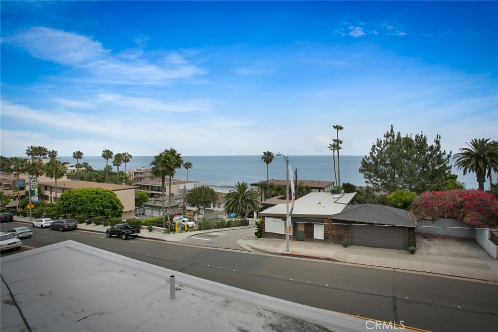 618 S Coast Highway Property Photo 22