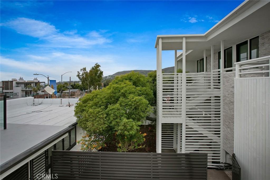 618 S Coast Highway Property Photo 25