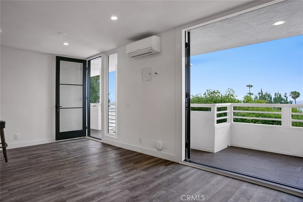 618 S Coast Highway Property Photo 31