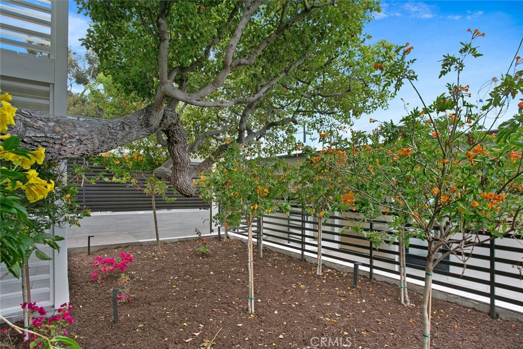618 S Coast Highway Property Photo 38