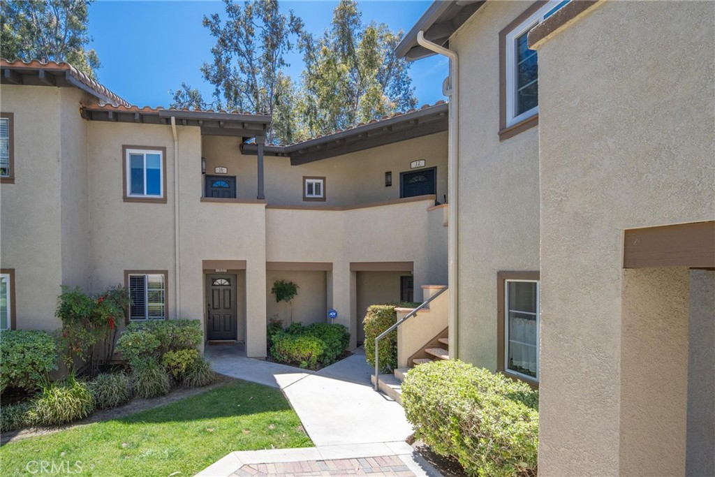 16 Via Solaz Property Photo 2