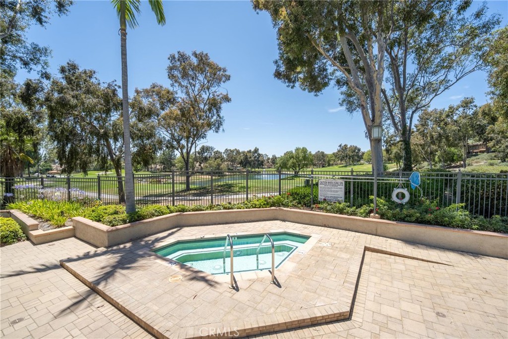 16 Via Solaz Property Photo 24