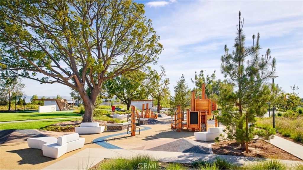 817 Sonia Property Photo 33