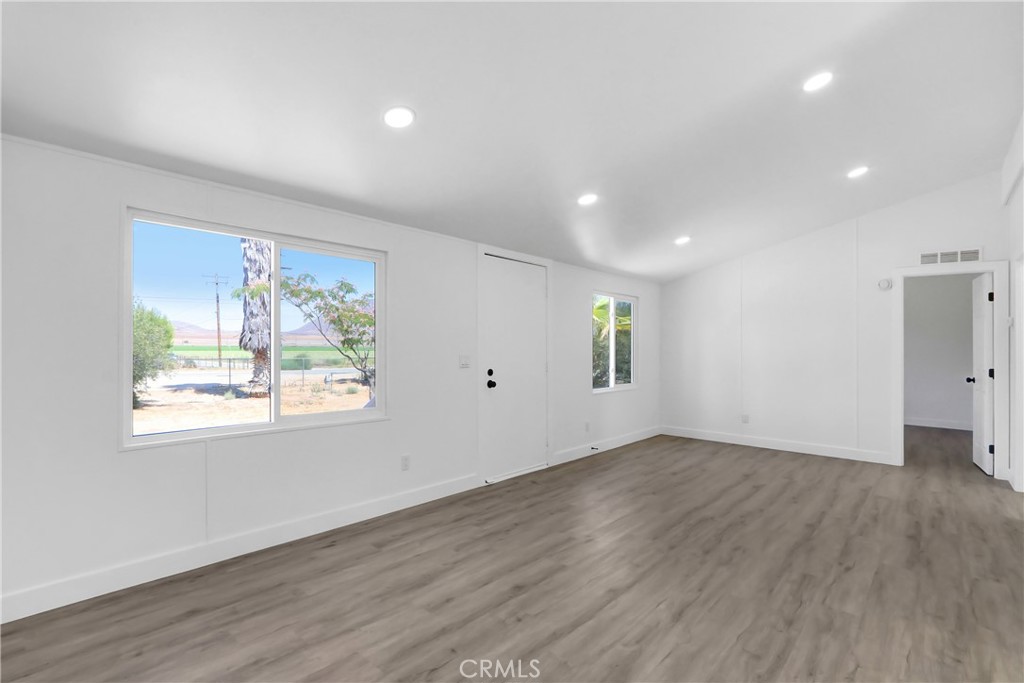 28247 Reservoir Property Photo 4