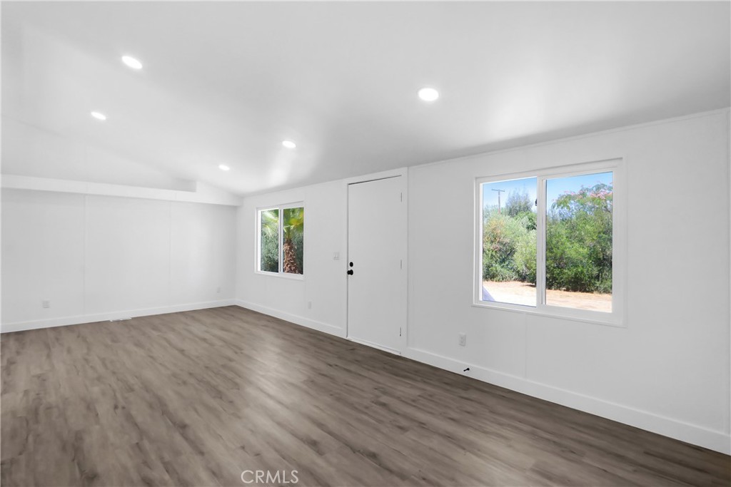 28247 Reservoir Property Photo 6