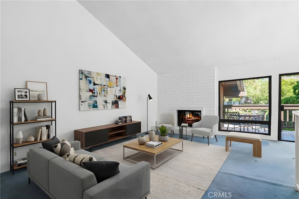 2 Prado 32 Property Photo 7