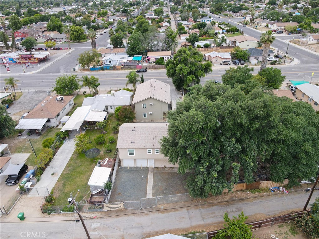 2207 River Property Photo 4