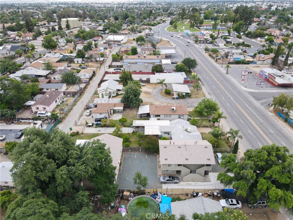 2207 River Property Photo 5