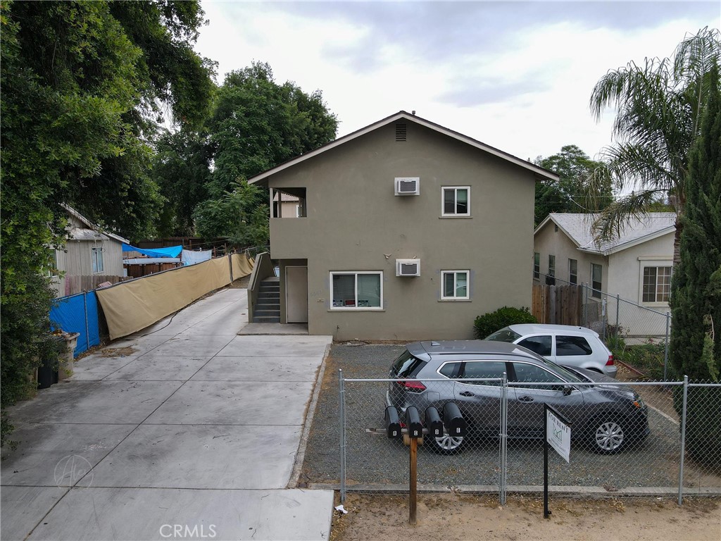 2207 River Property Photo 9