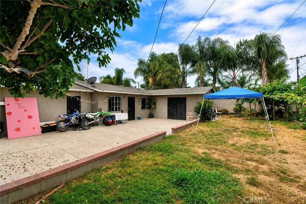 2011 W Wilshire Property Photo 7