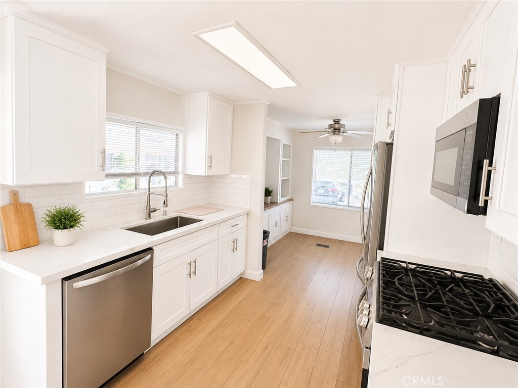 15621 Beach 84 Property Photo 1