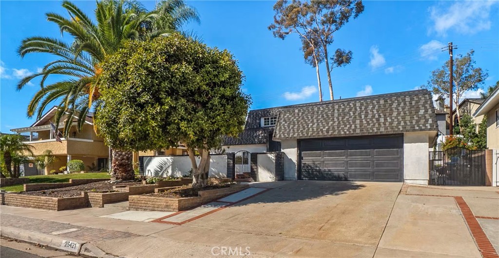 25421 Adriana Property Photo 3