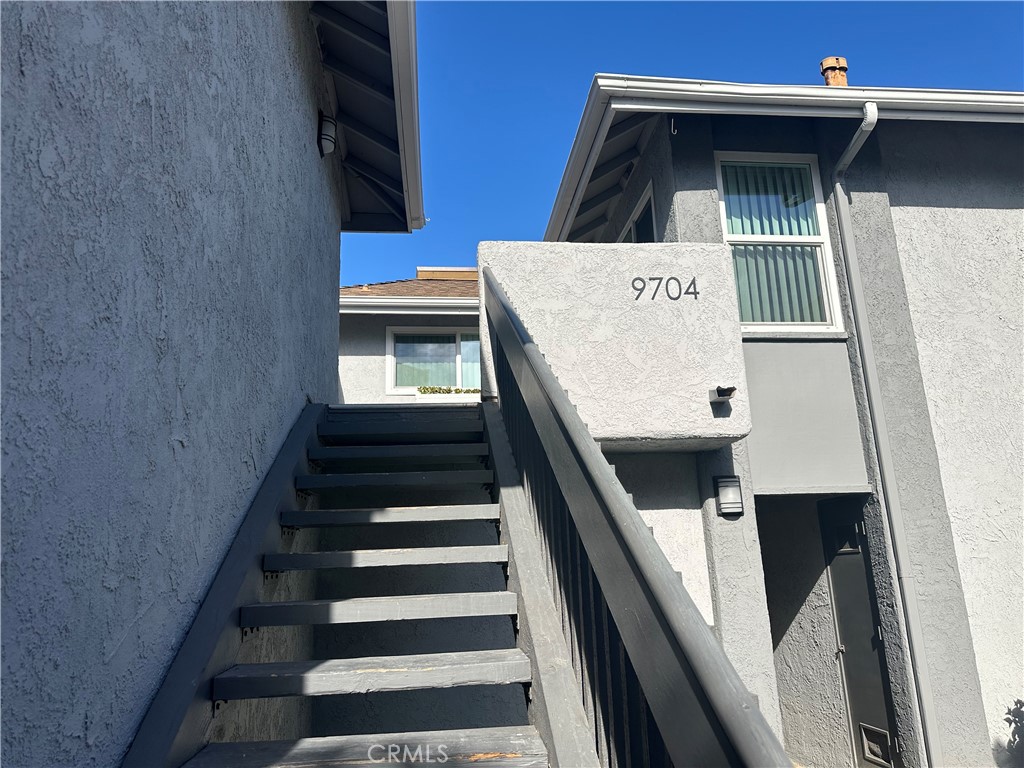 9704 Bickley Property Photo 2