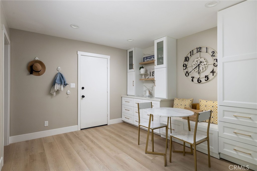 207 21st Property Photo 28