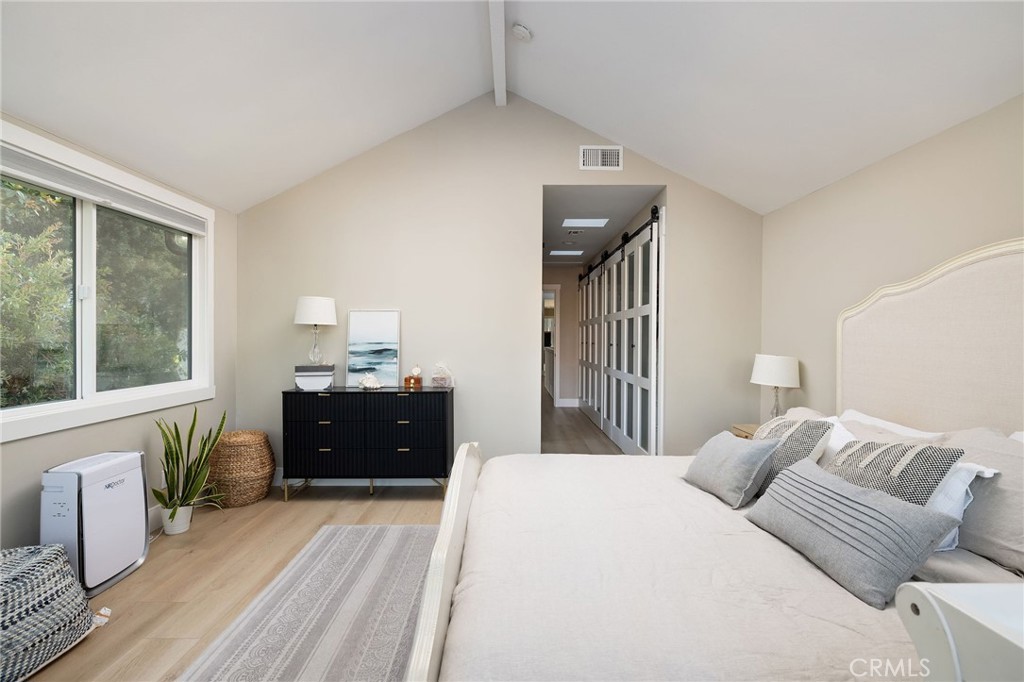207 21st Property Photo 33