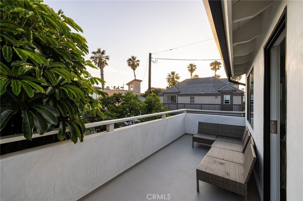 207 21st Property Photo 45