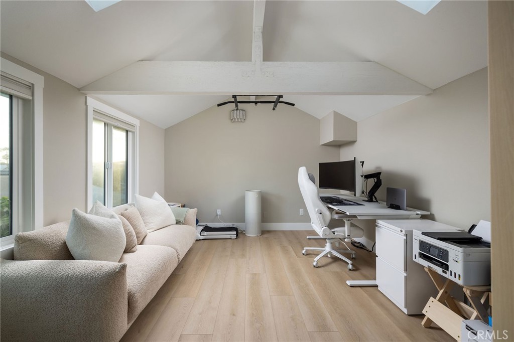 207 21st Property Photo 47