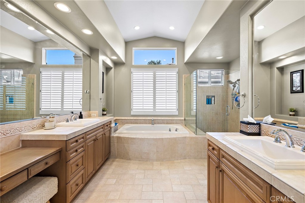 3 Caelum Property Photo 32