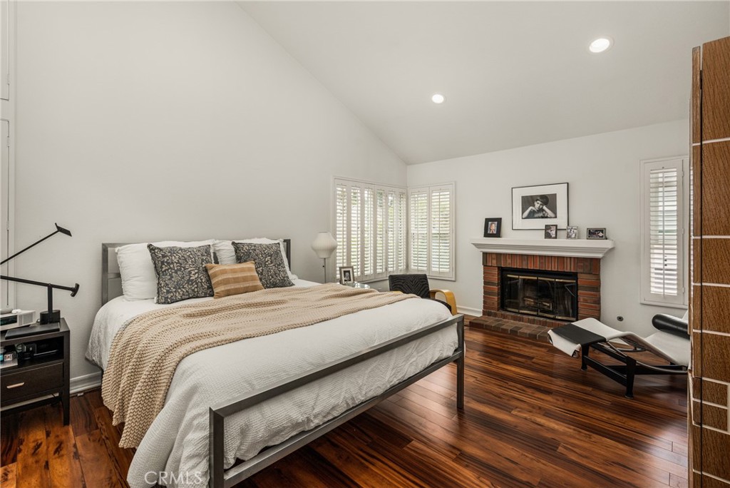 57 Emerald Property Photo 8