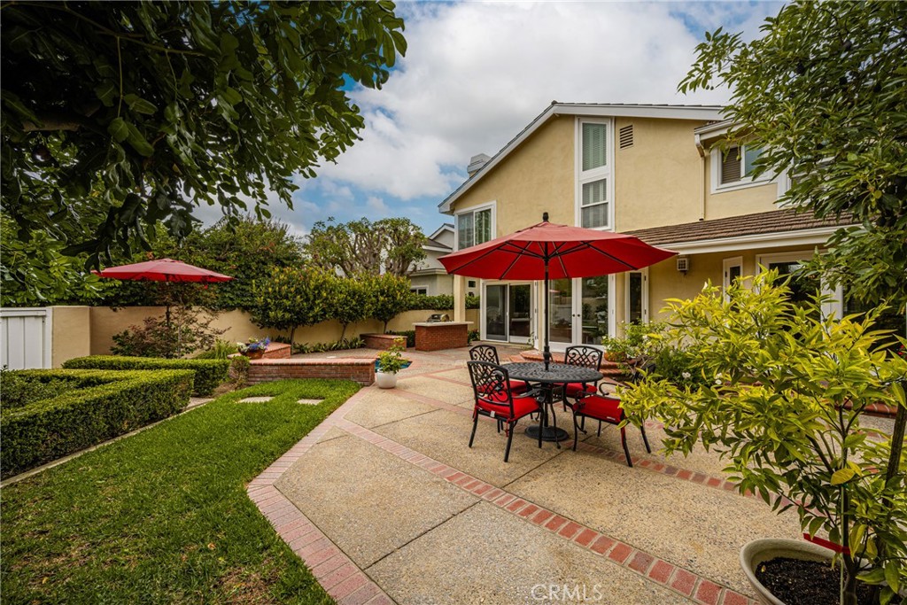 57 Emerald Property Photo 9