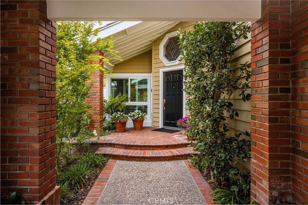57 Emerald Property Photo 13