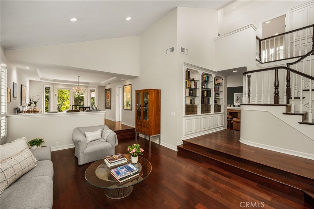 57 Emerald Property Photo 16