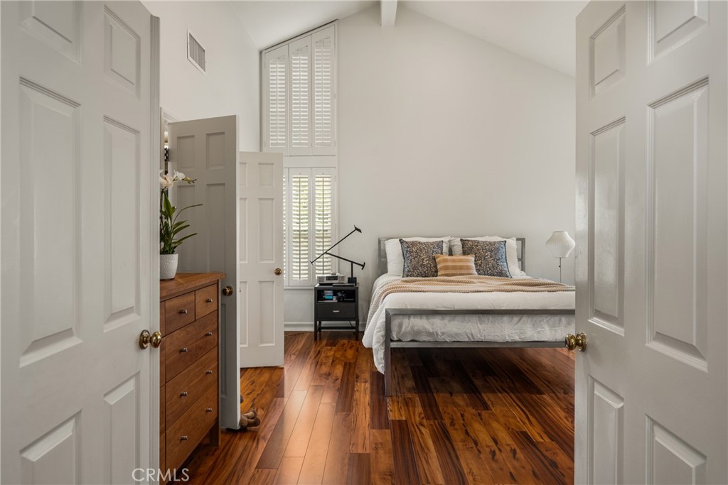 57 Emerald Property Photo 51