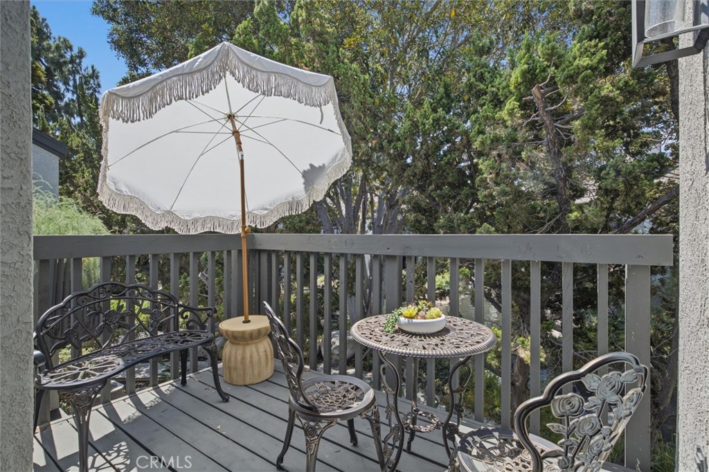 2538 W Macarthur Boulevard #j Property Photo 21