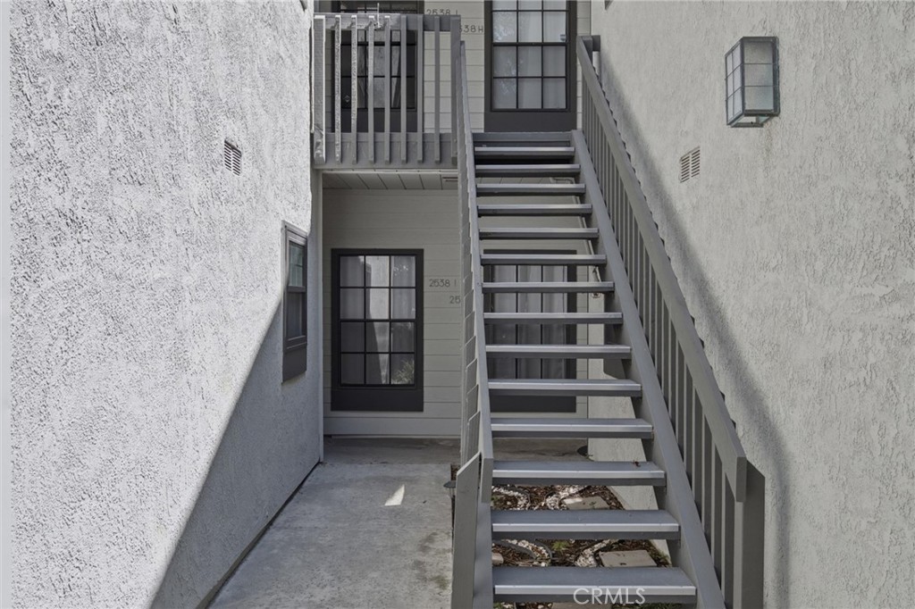 2538 W Macarthur Boulevard #j Property Photo 30