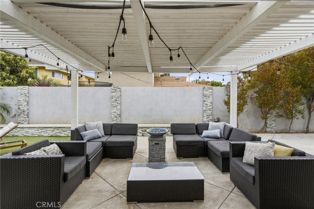 8021 Sunset Circle Property Photo 18