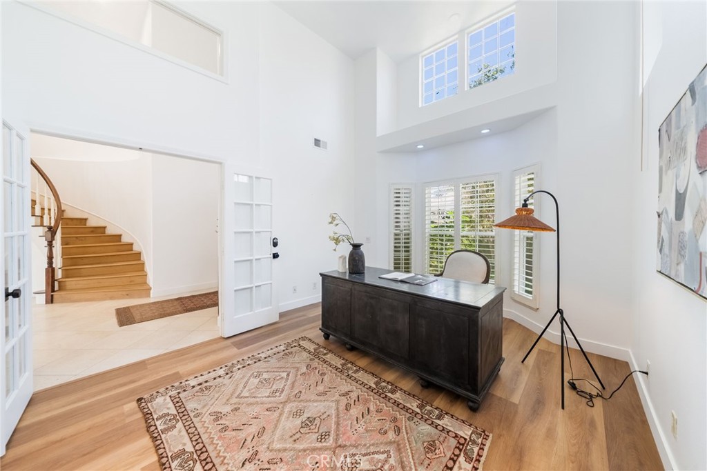 25842 Elderbrook Property Photo 4