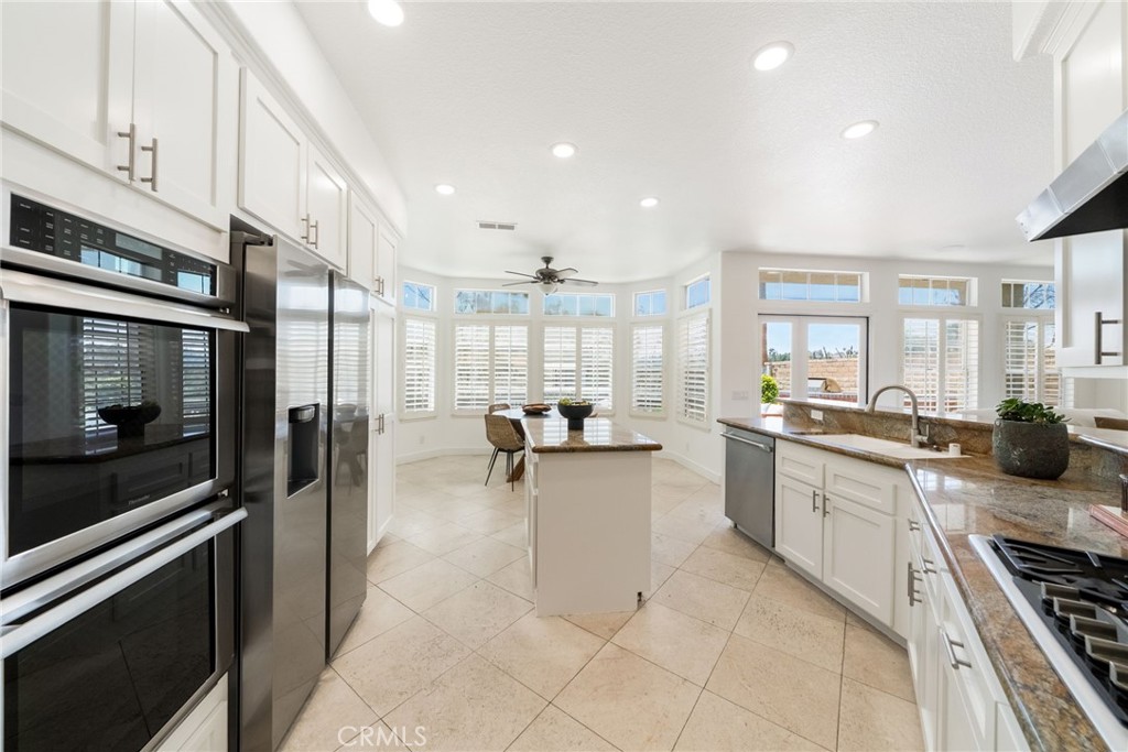 25842 Elderbrook Property Photo 9