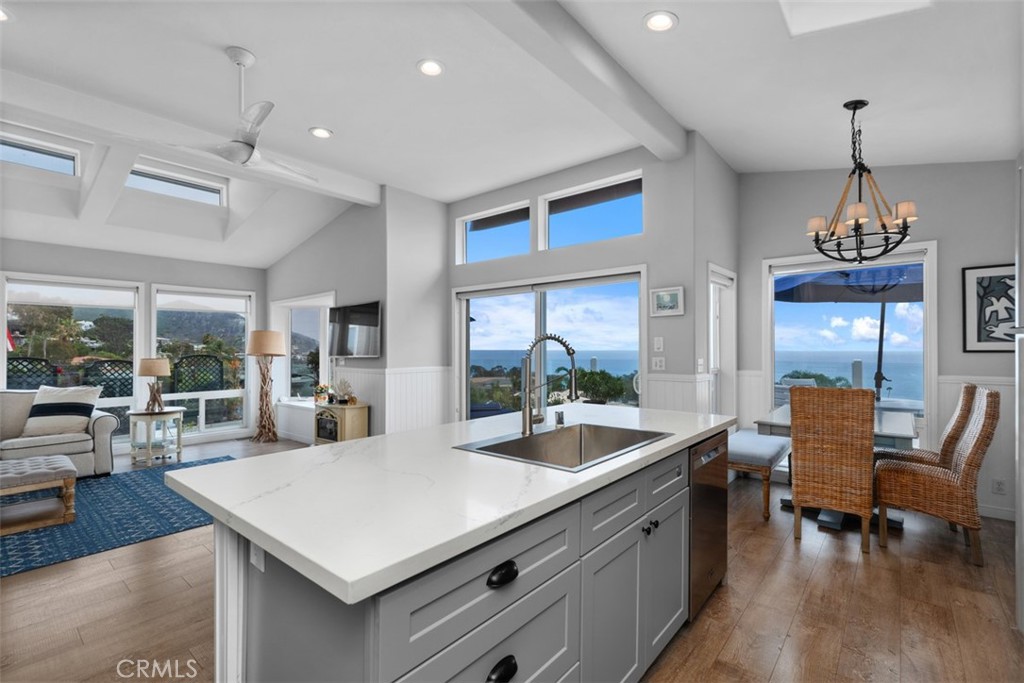 30802 Coast H4 Property Photo 13