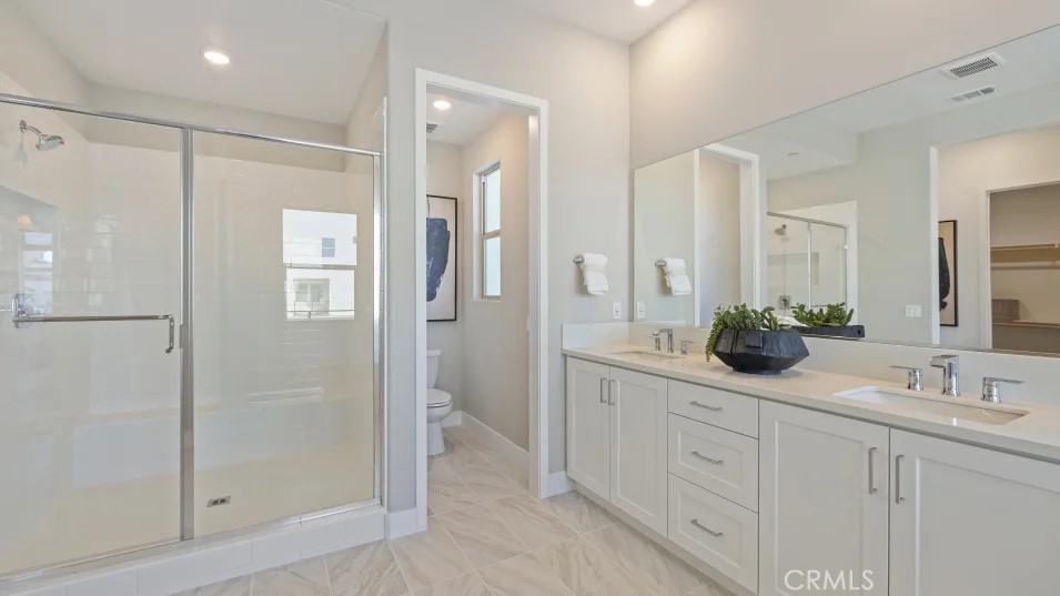 1565 Snowberry Place Property Photo 16