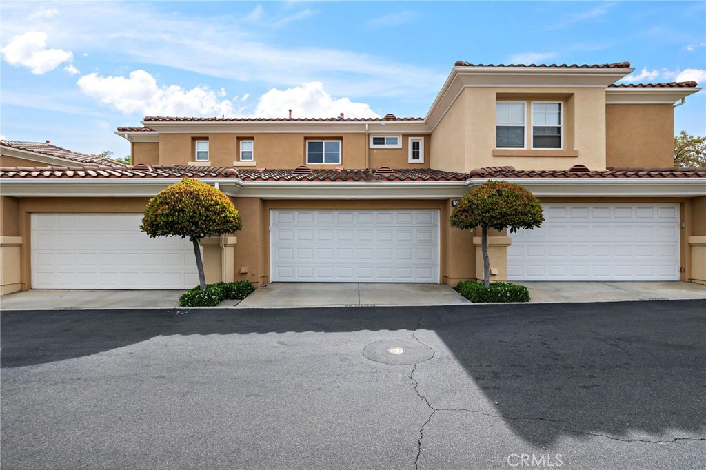 25 Via Vicini Property Photo 7