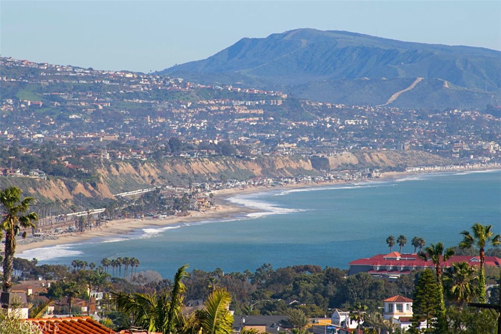 33741 Blue Lantern Property Photo 1
