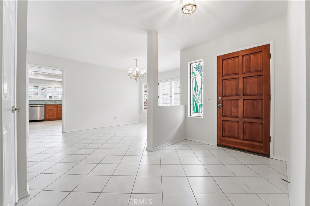 28315 Alava Property Photo 4